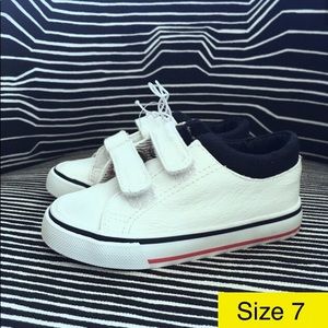 NWT toddler shoes.